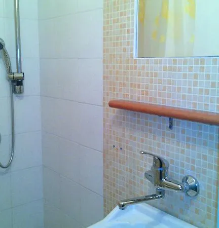 Castelcarlo Bed & Breakfast