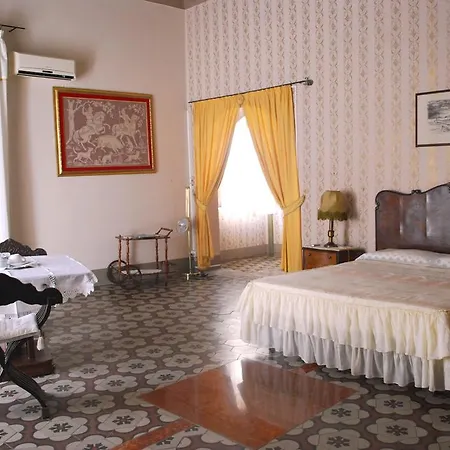 Castelcarlo